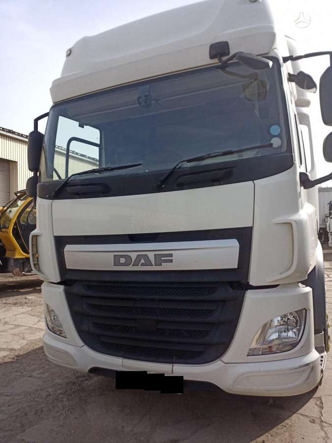 DAF CF 440 FT, vilkikai