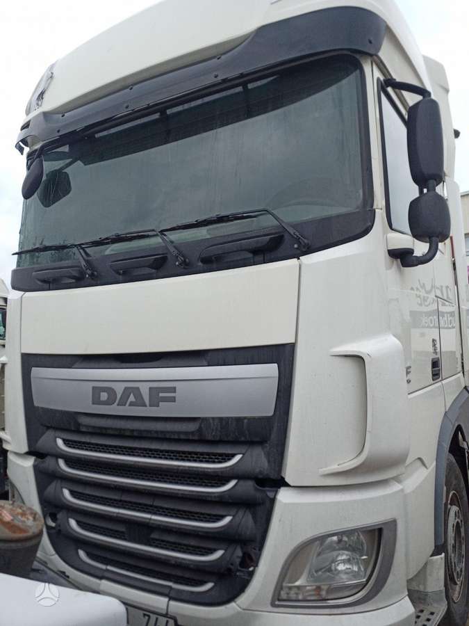 DAF XF460FT, vilcējs