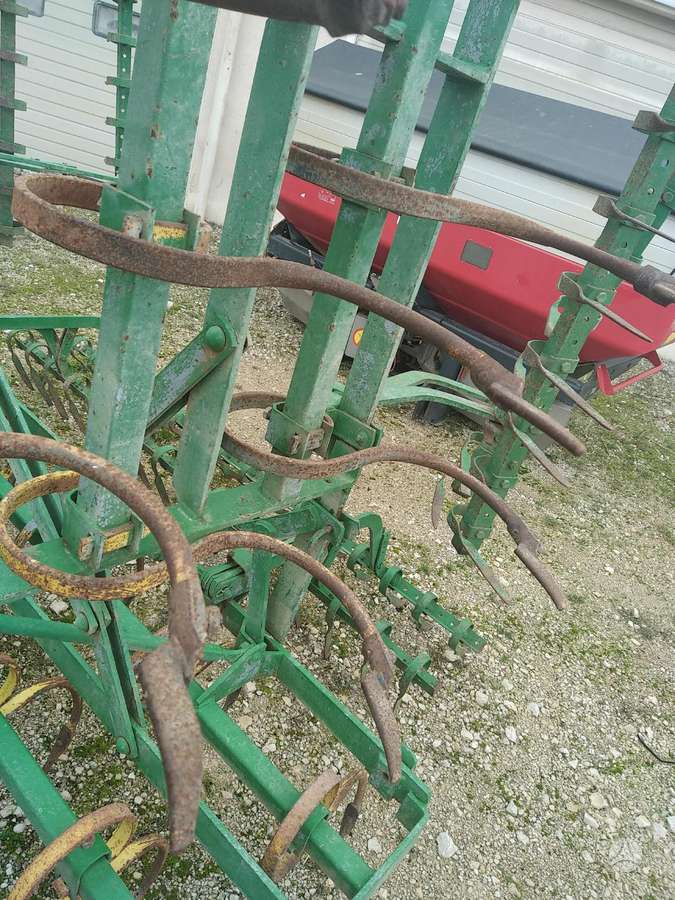 John Deere 600, kultivatoriai,akėčios