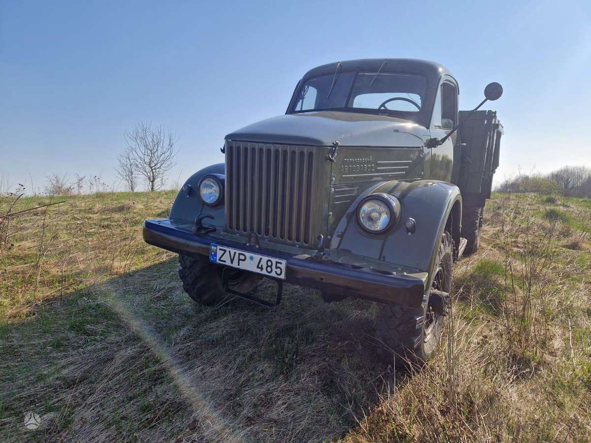 GAZ 63, bortu