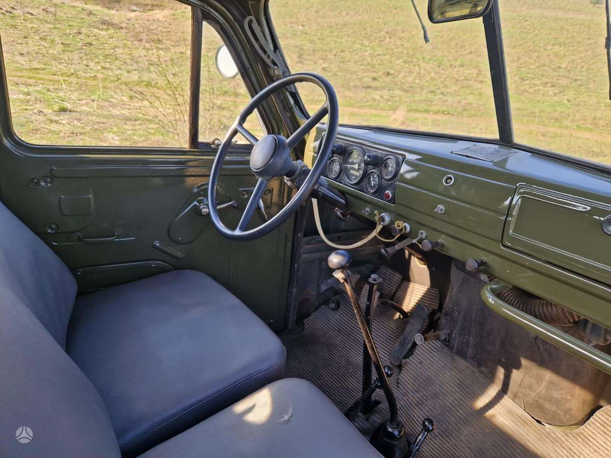 GAZ 63, bortiniai
