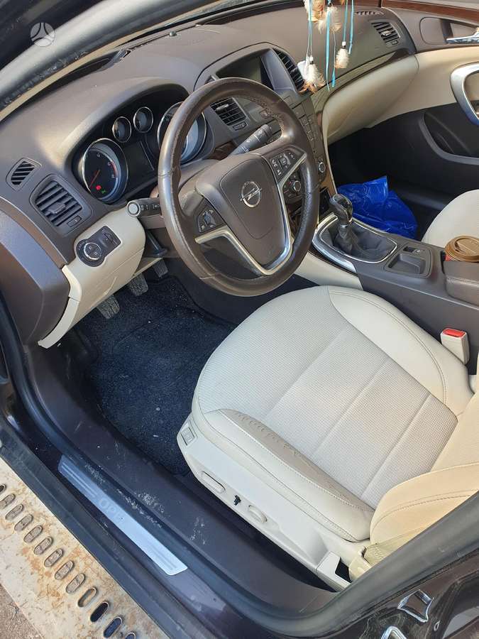 Opel Insignia по частям
