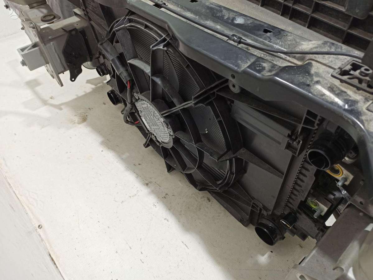 Volvo XC40 apdailos detalės
