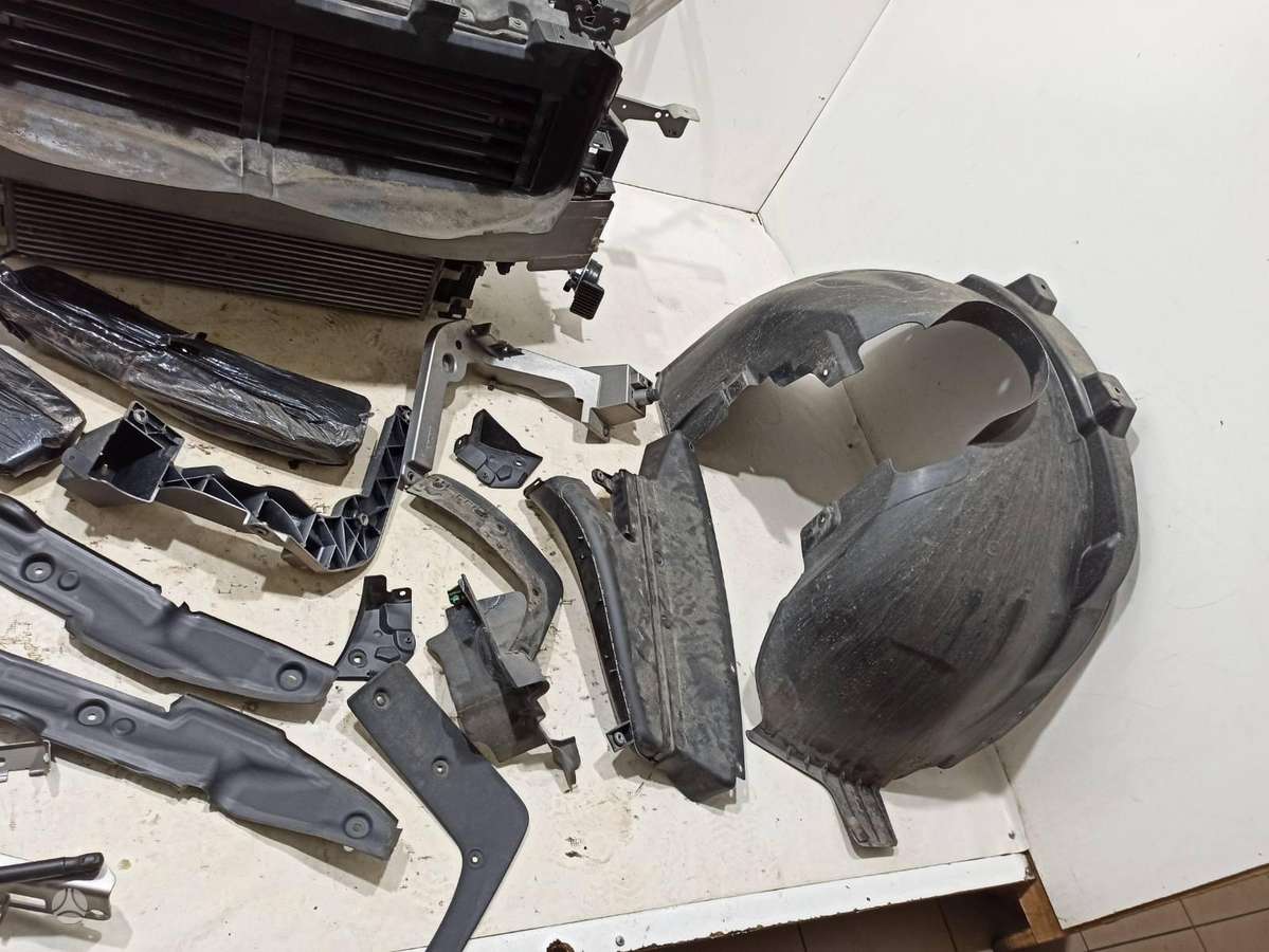 Volvo XC40 trim parts