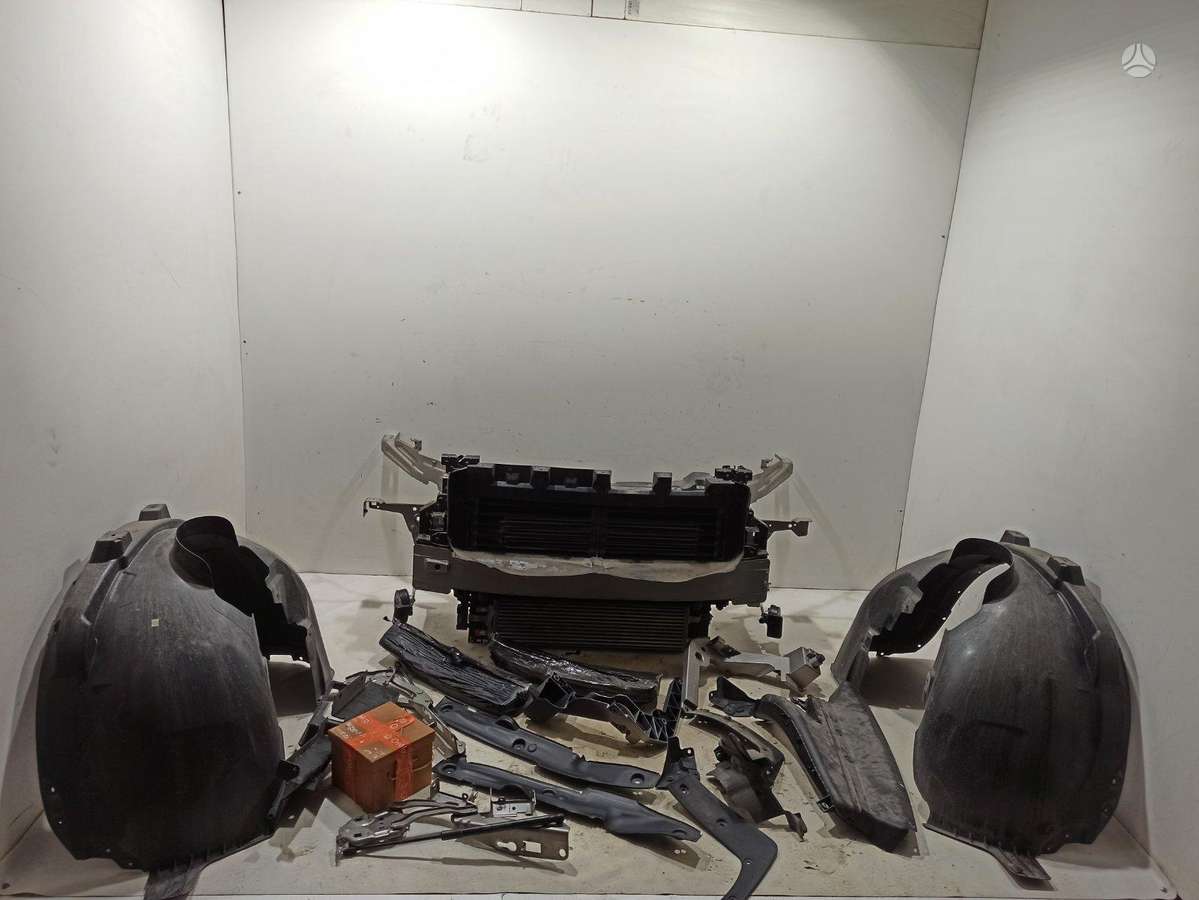 Volvo XC40 apdailos detalės