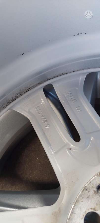 BMW, lengvojo lydinio, R18
