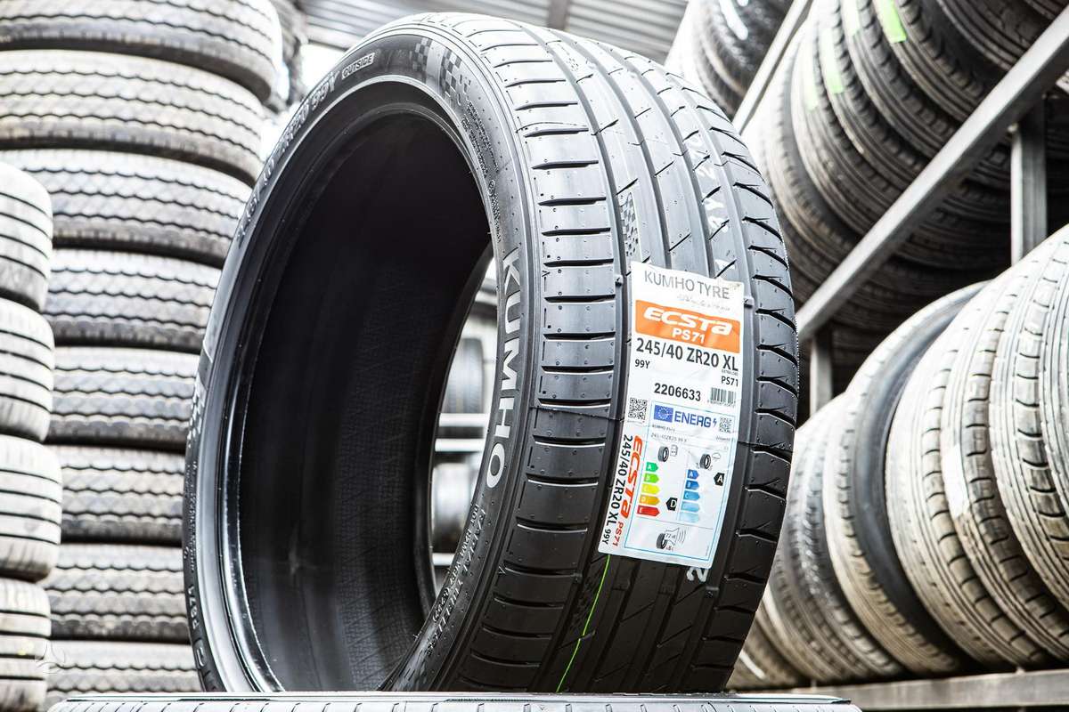 Kumho Ecsta PS71, summer 275/35 R20 | A23539425