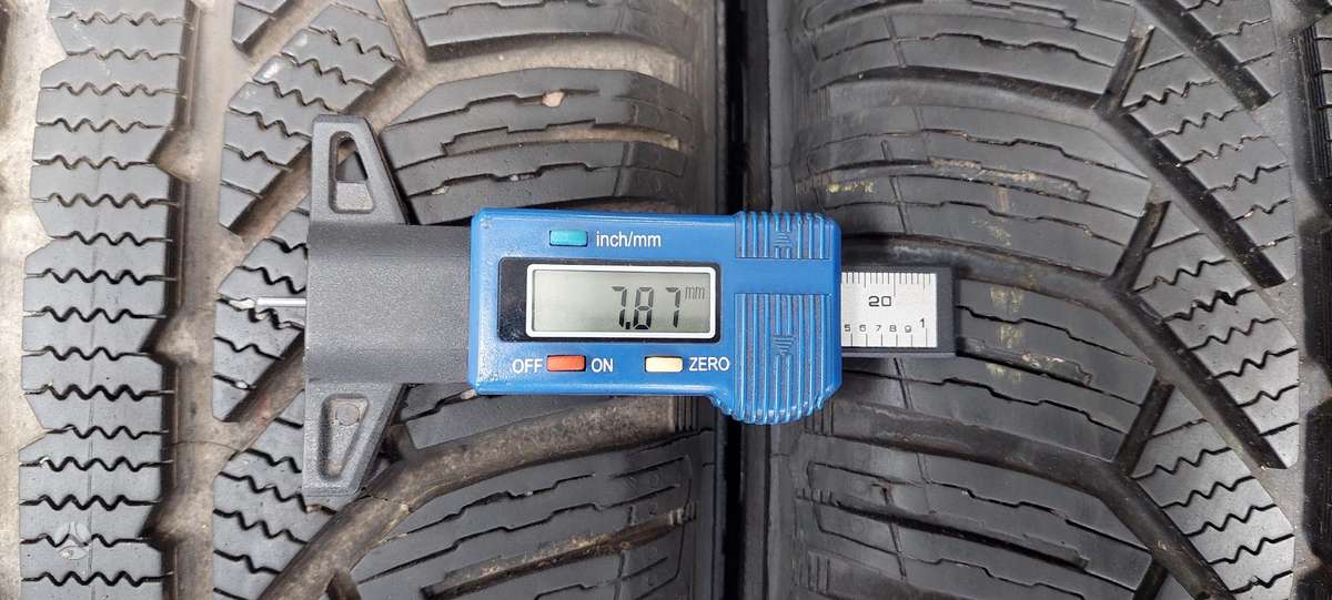 Semperit, зимние 215/60 R16