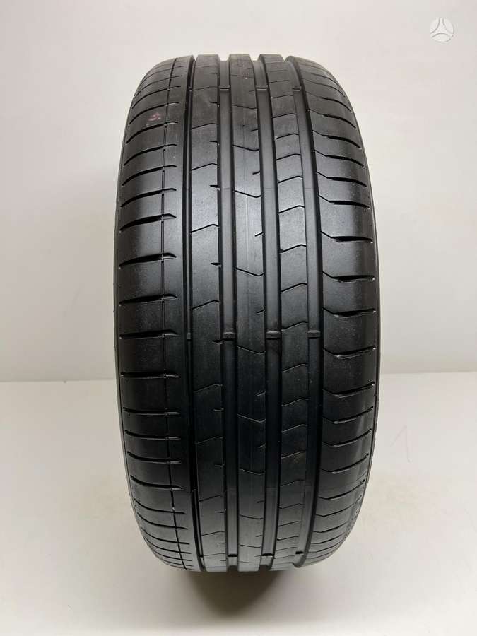 Pirelli P-Zero J 2023m, летние 225/40 R19