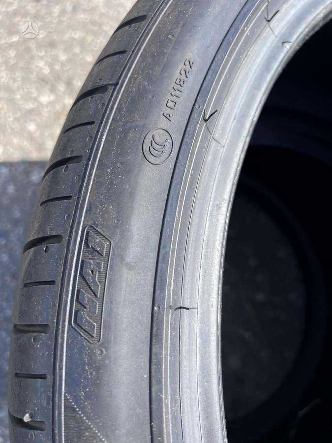 Pirelli P zero, summer 315/30 R21