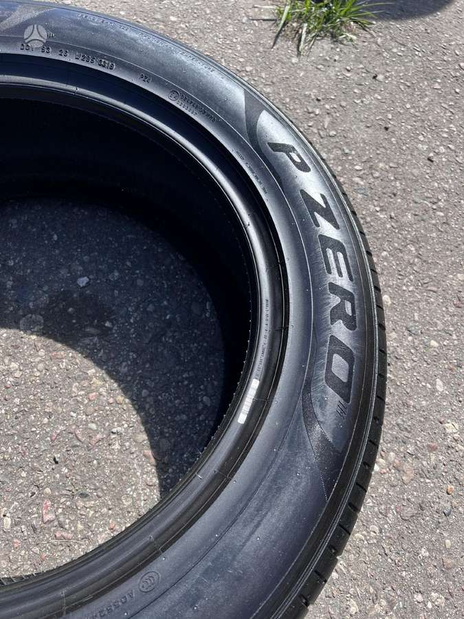 Pirelli P zero, summer 255/55 R19