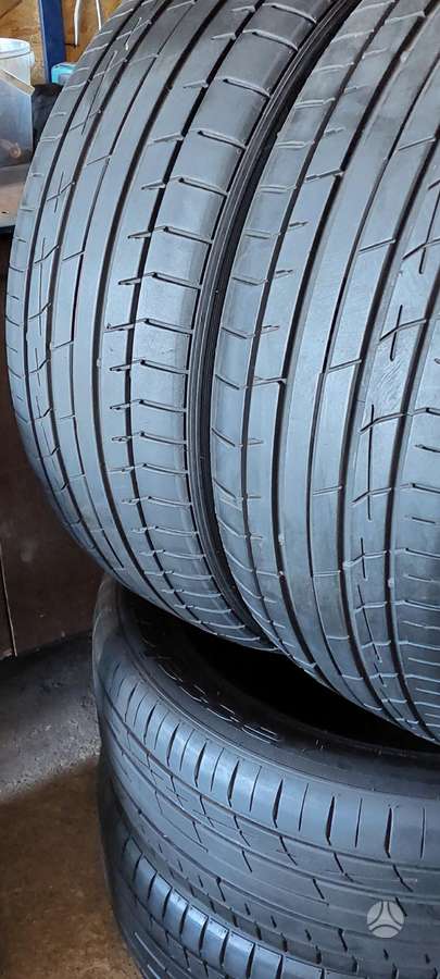 Accelera, summer 275/50 R21