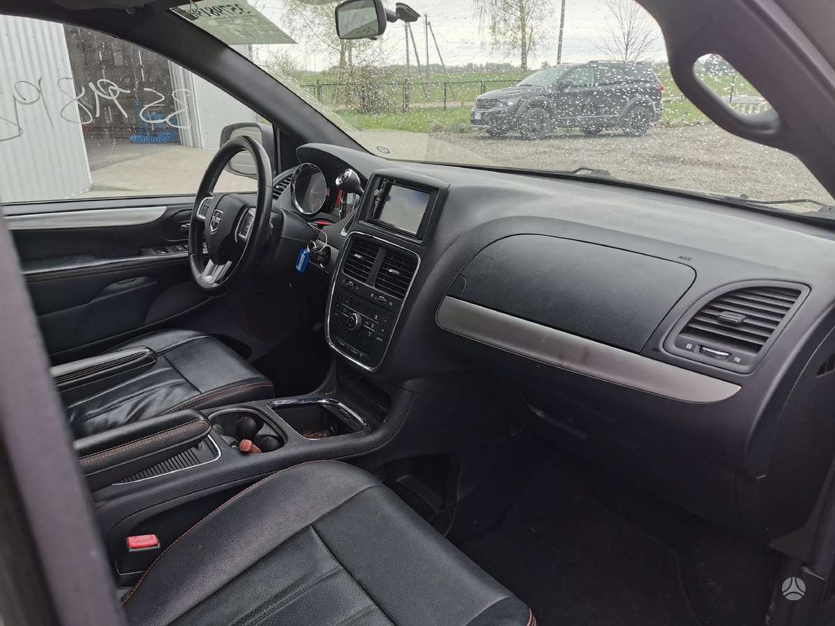Dodge Grand Caravan