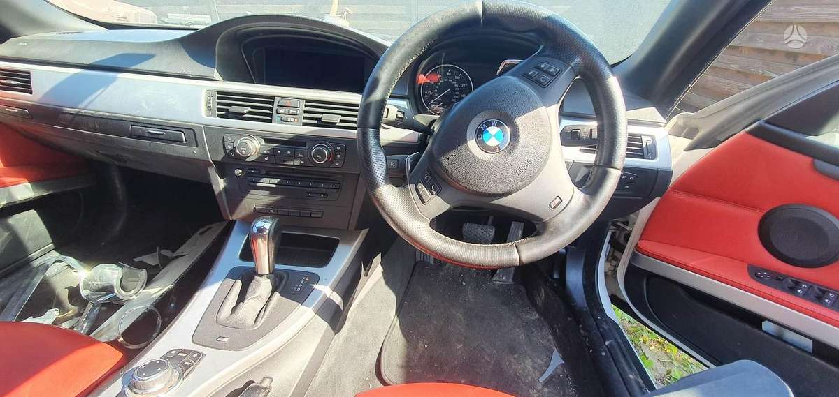BMW 325 Dalimis