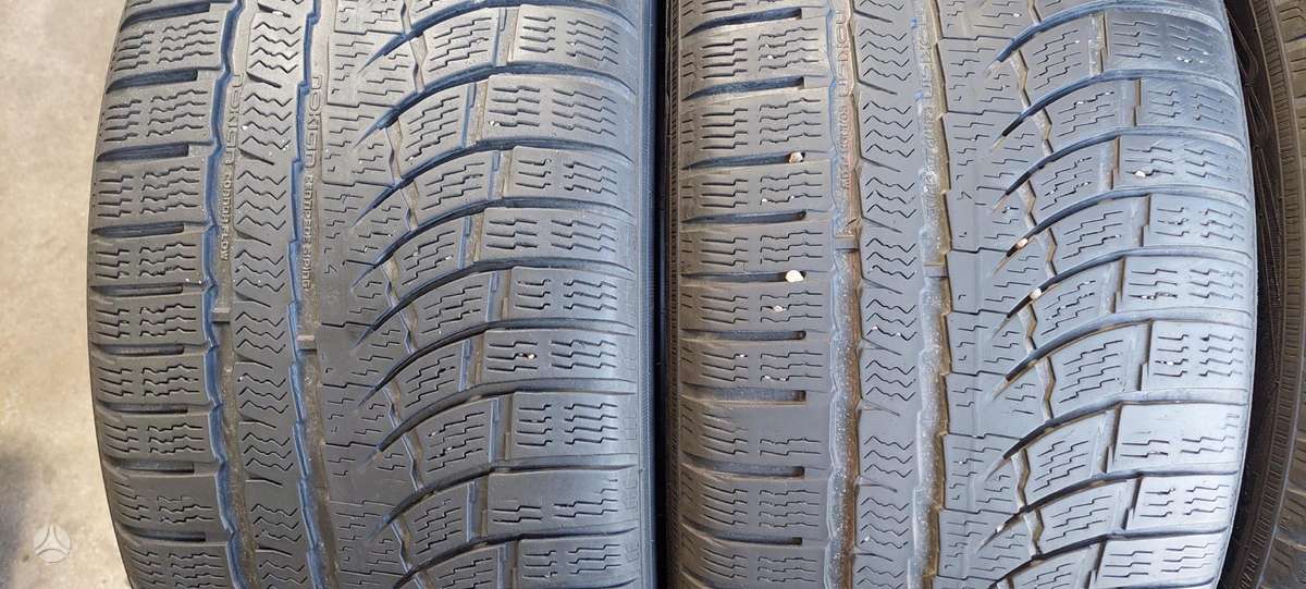Nokian, winter 235/40 R19