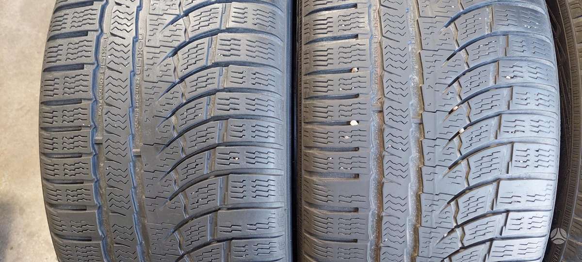 Nokian, зимние 235/40 R19