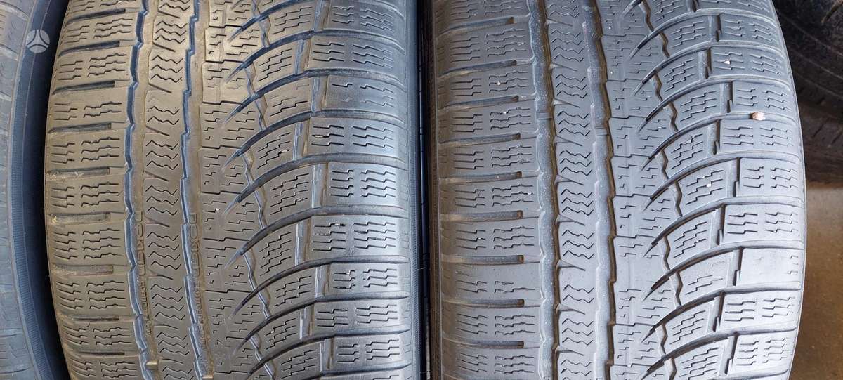 Nokian, winter 235/40 R19