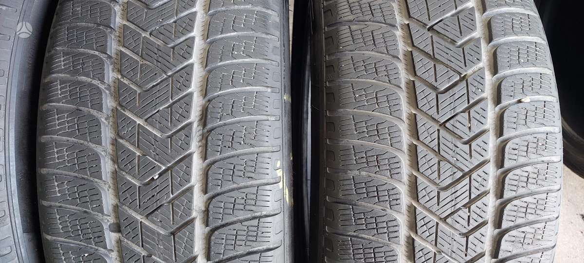 Pirelli, žieminės 235/50 R19