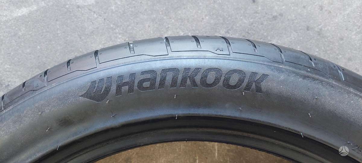 Hankook, vasarinės 255/45 R20