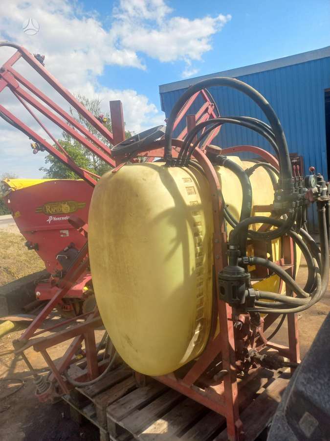 Hardi LY-850, разбрызгиватели
