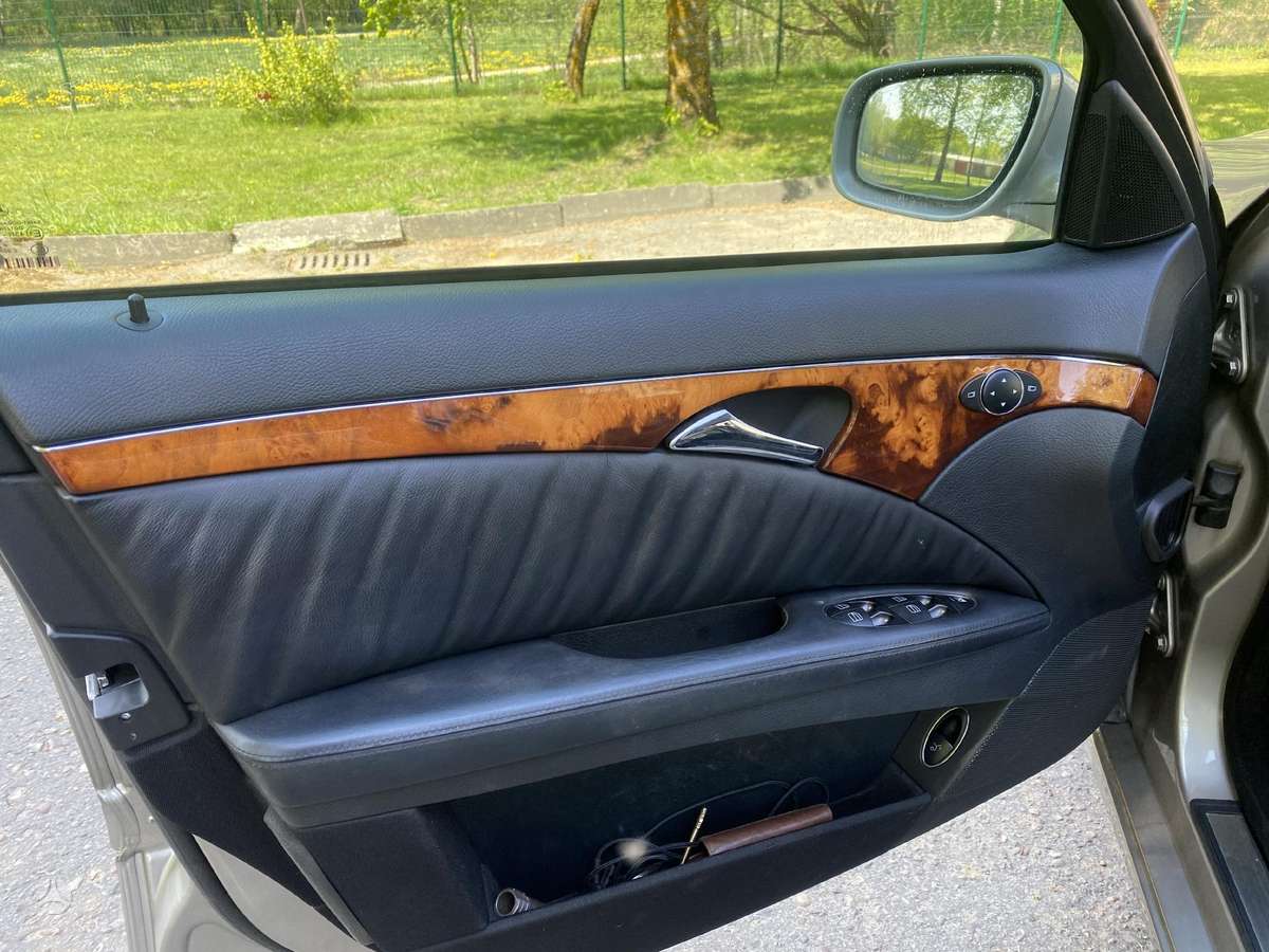 Mercedes-Benz E350, 3.5 l., Универсал