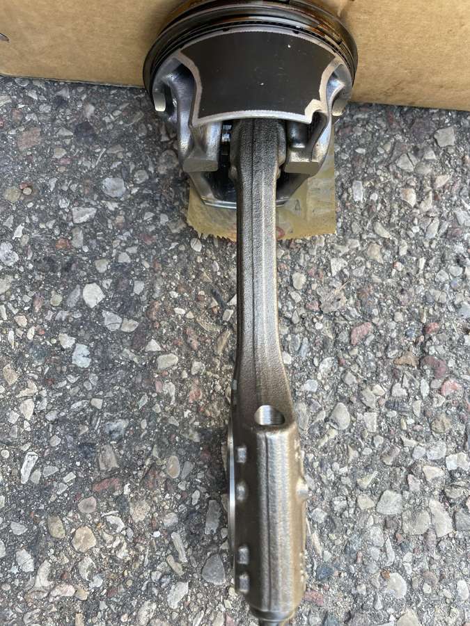 Audi Q5, 06LN, crankshaft, pistons, engine block