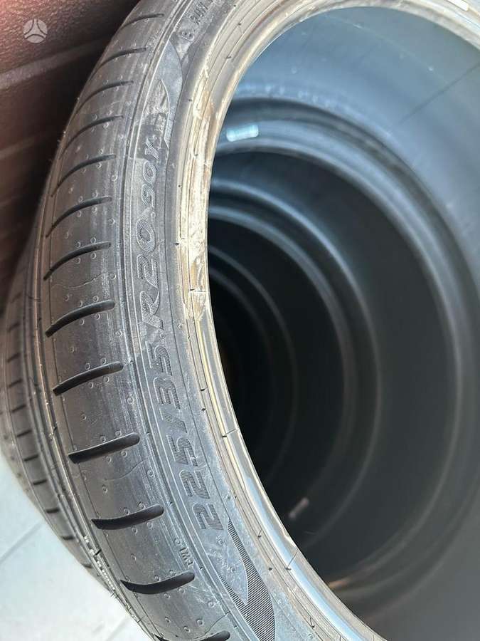 Pirelli P ZERO, летние 255/30 R20