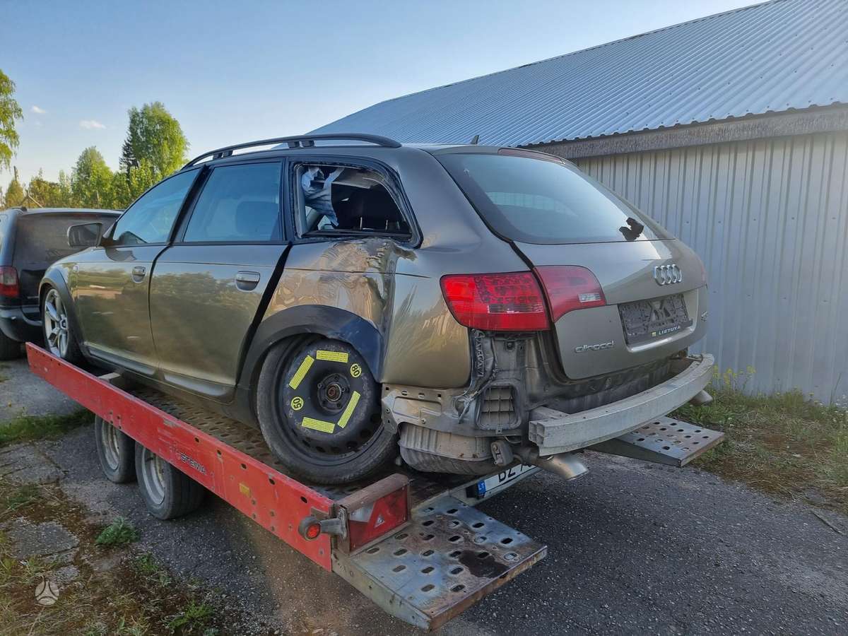 Audi A6 allroad dalimis