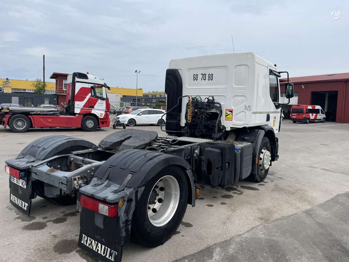 Renault Premium 380 DXI ADR EURO4, single sleeper