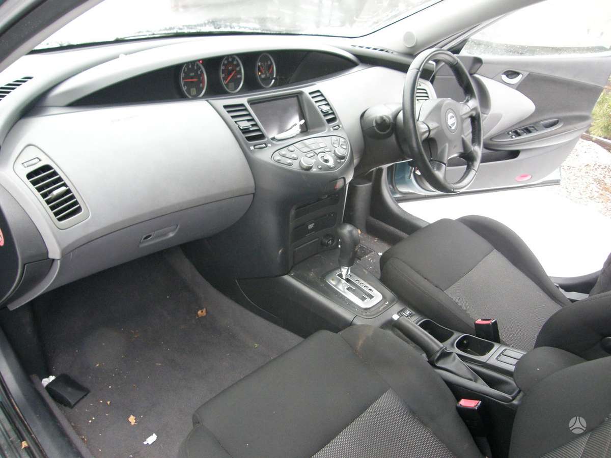 Nissan Primera Automobilis dalimis