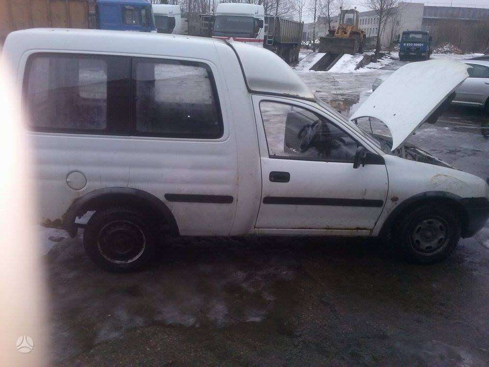 Opel Combo 1 7 isuzu variklis keleivinis