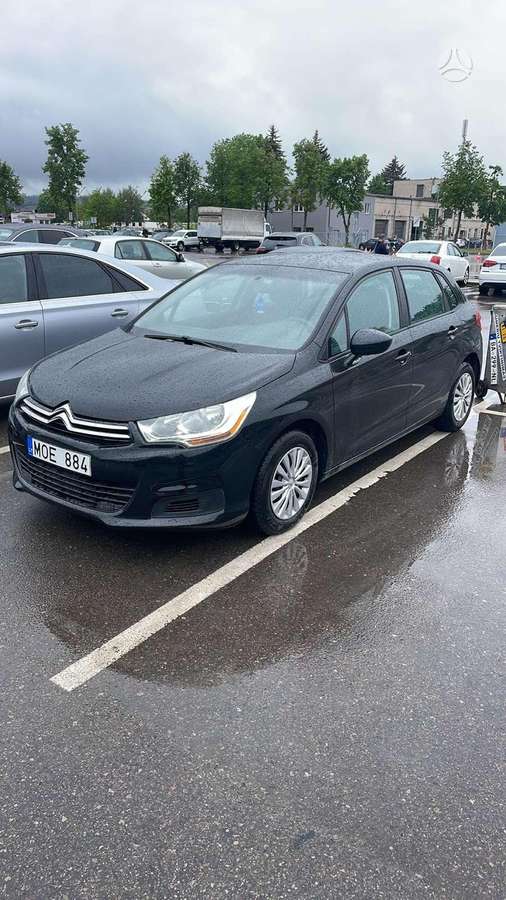 Citroen C4, 1.6 l., hatchback
