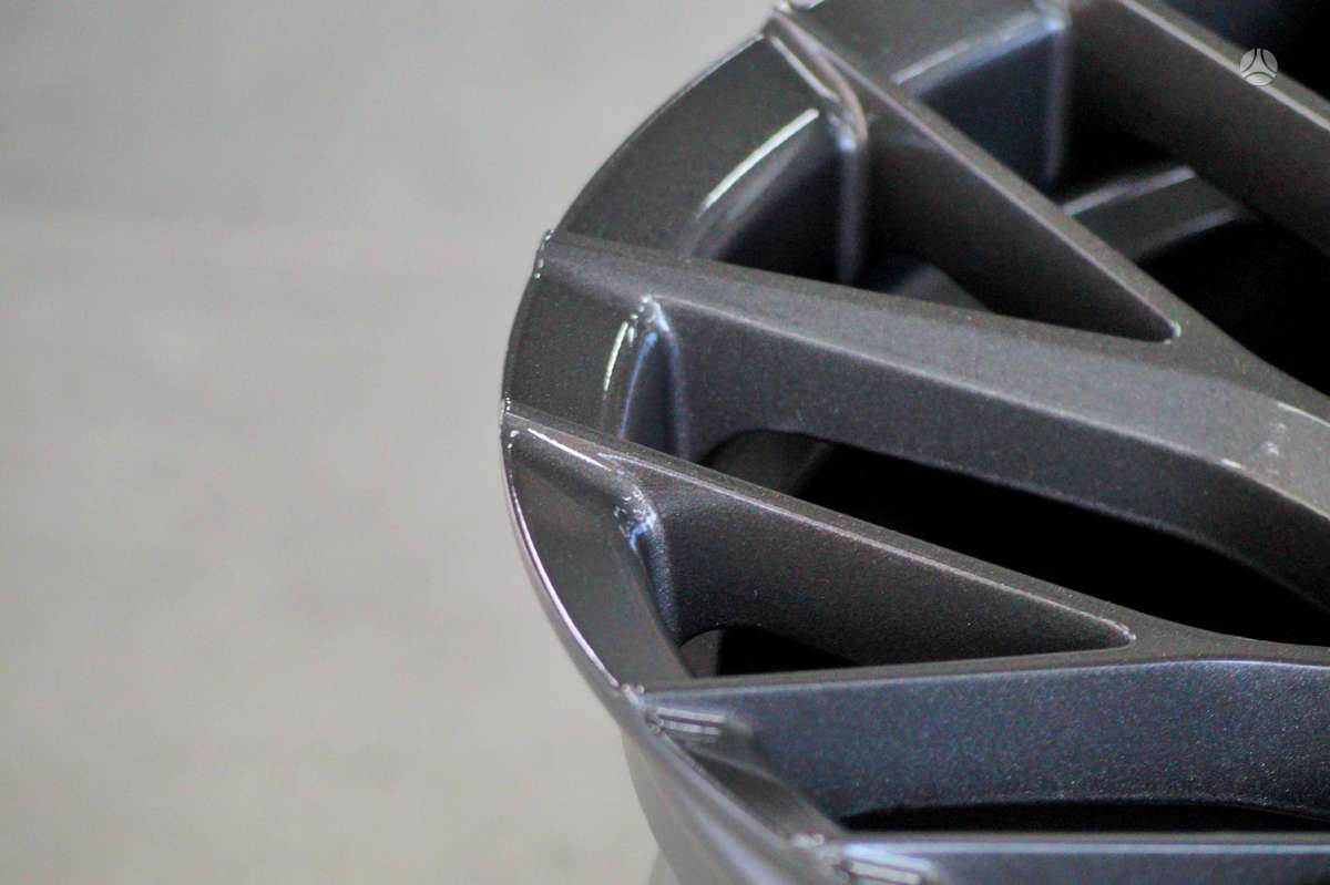 Quantum44 SFF2 FlowFormed Concave, lengvojo lydinio, R20