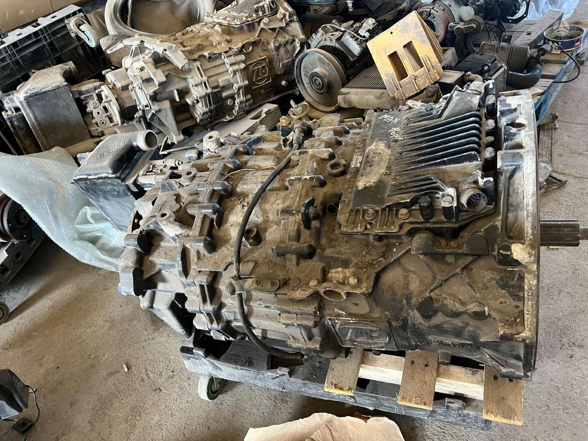 Renault Premium 450, vilcējs