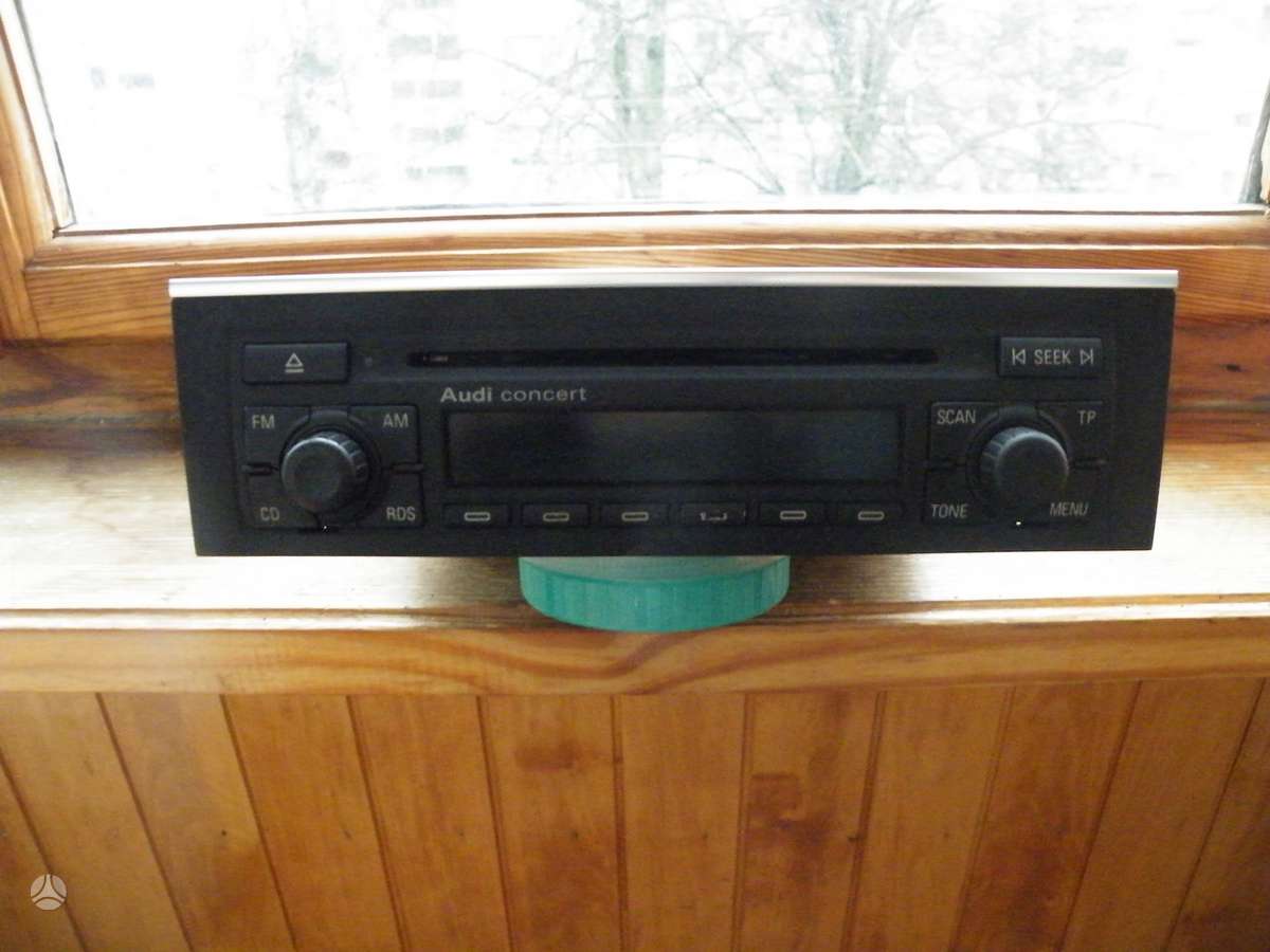 -Kita- AUDI, cd / mp3 players