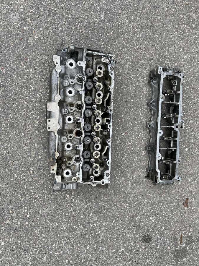 Volvo C30, D4162t, cylinder head