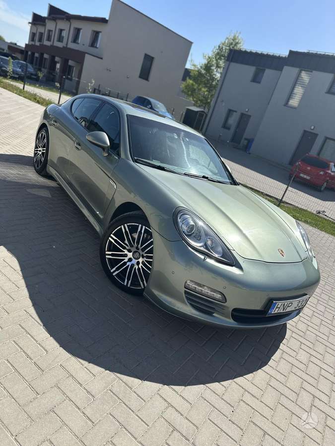 Porsche Panamera, 3.6 l., Хэтчбек