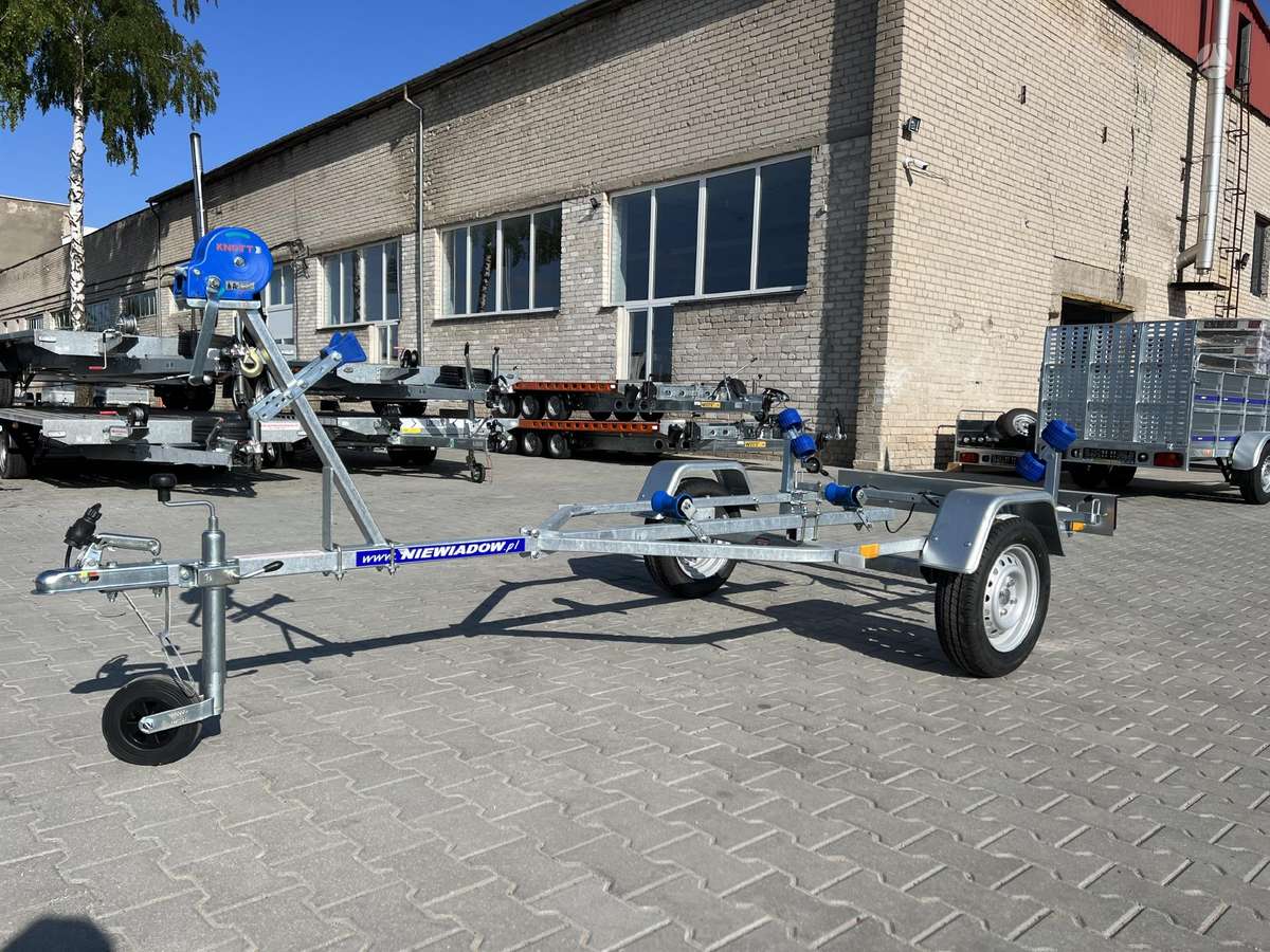 Niewiadow P400, boat / watercraft