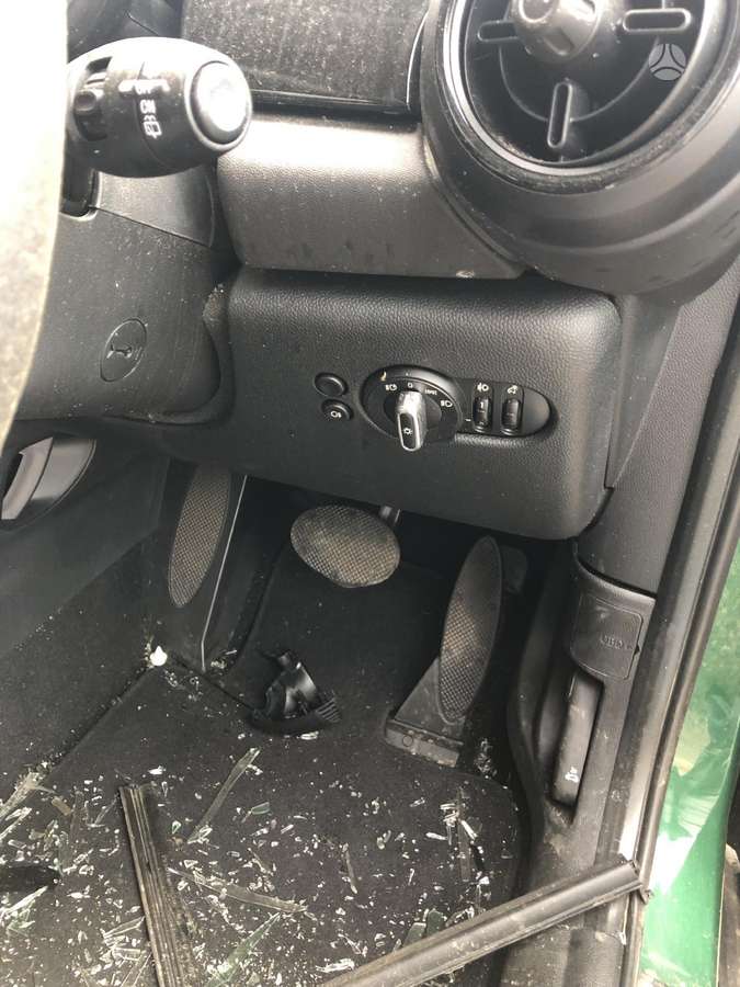 Mini Cooper по частям
