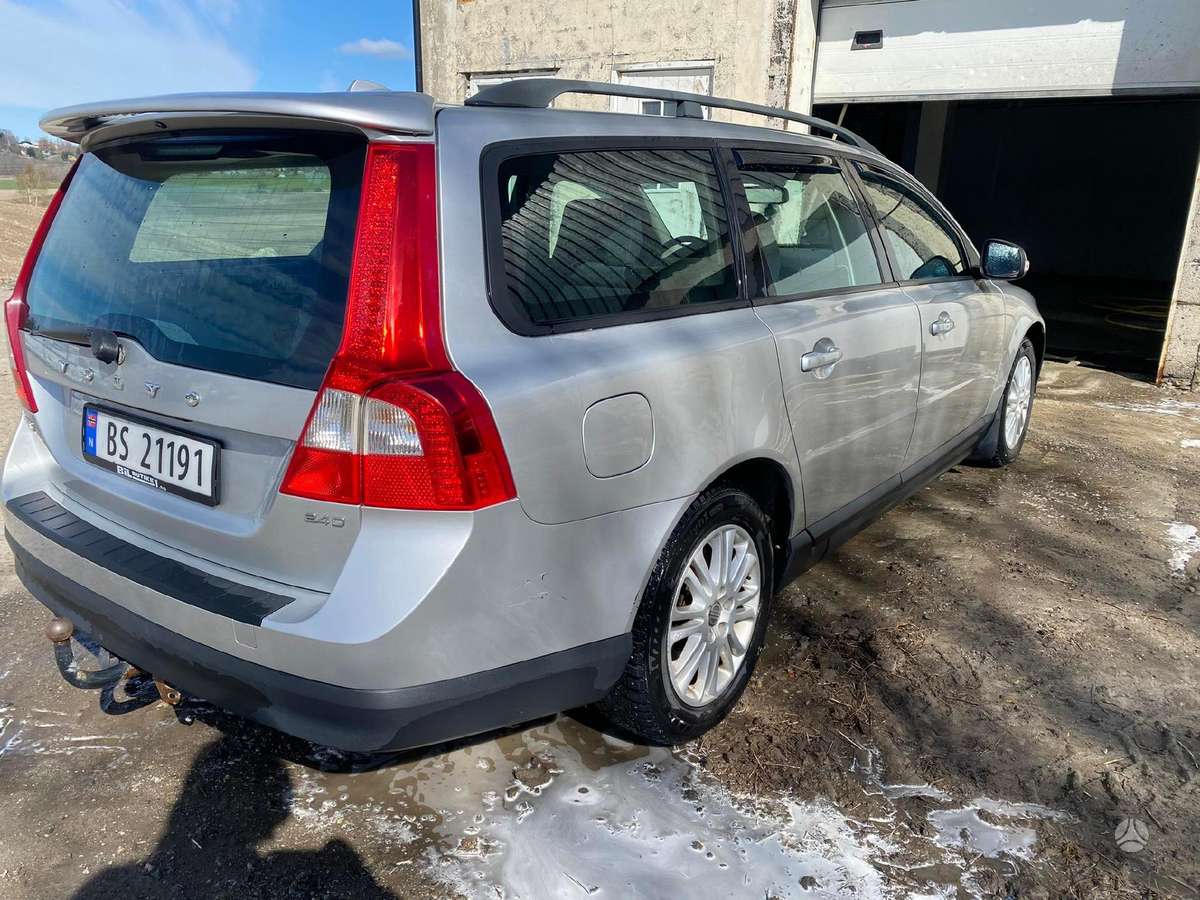 Volvo V70