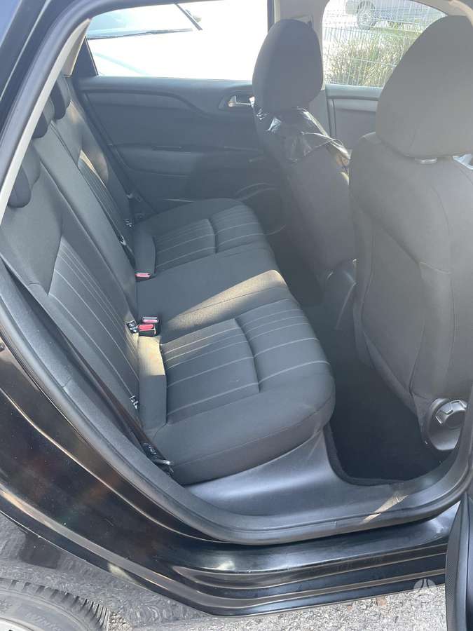 Citroen C4, 1.6 l., hatchback
