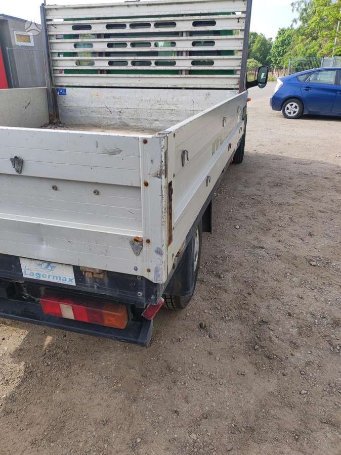 Ford Transit, passenger vans