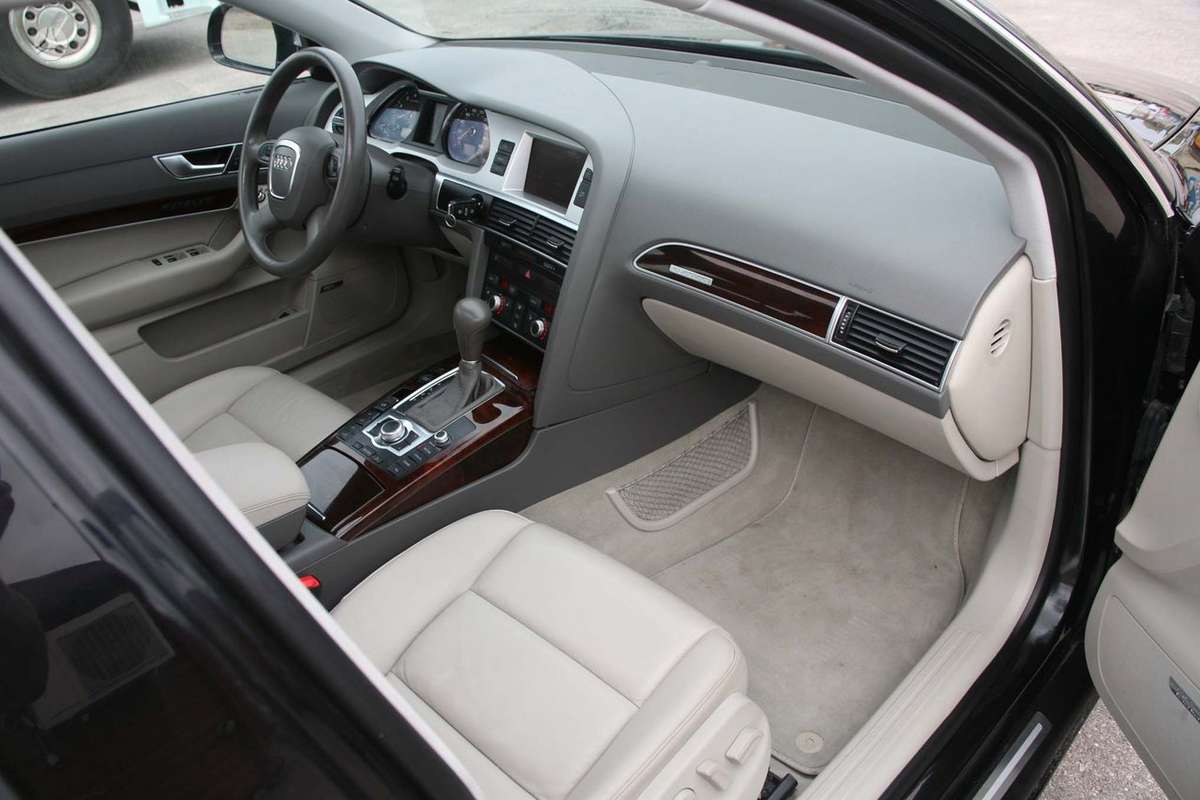 Audi A6, 3.0 l., sedanas