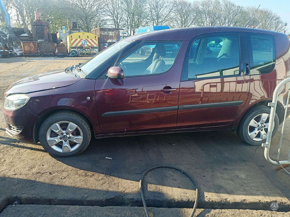 Skoda Roomster for parts