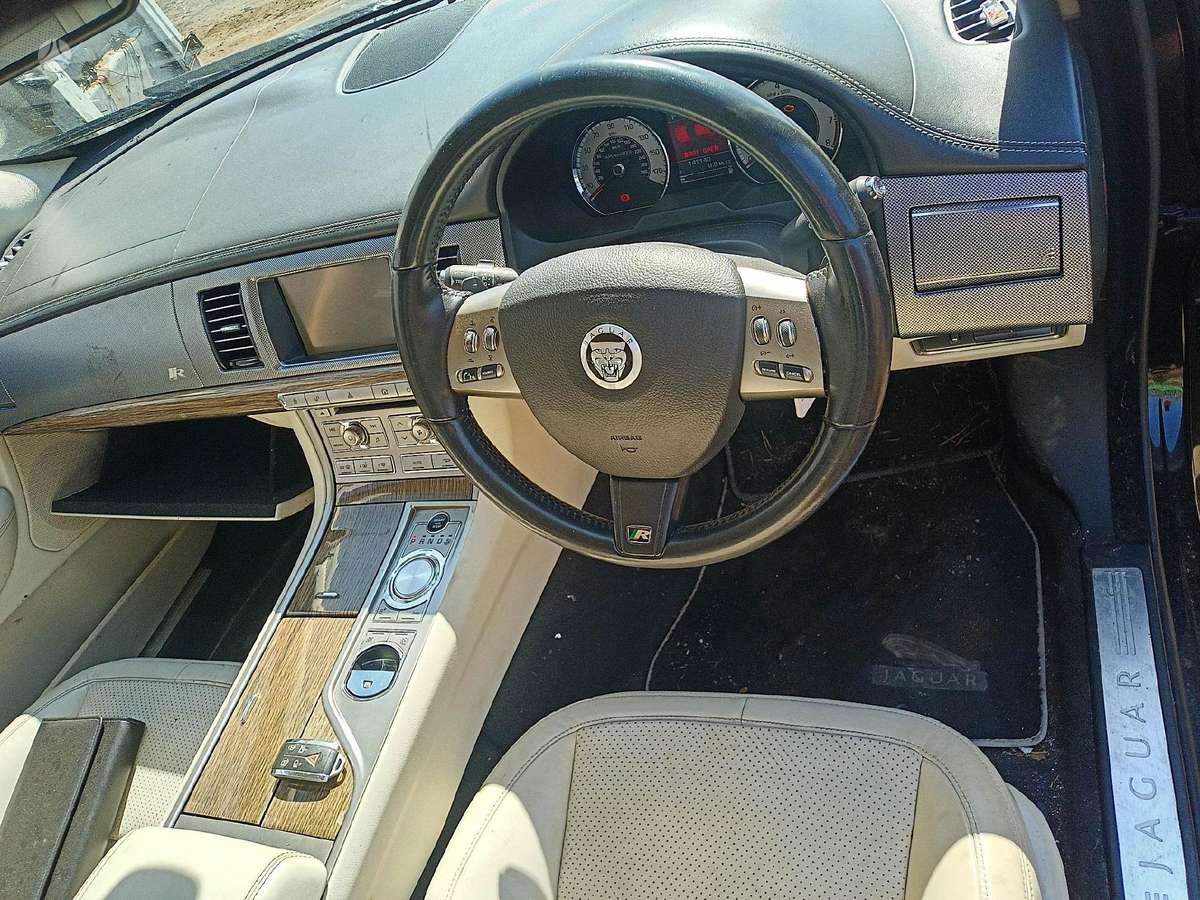 Jaguar XF rezerves daļās