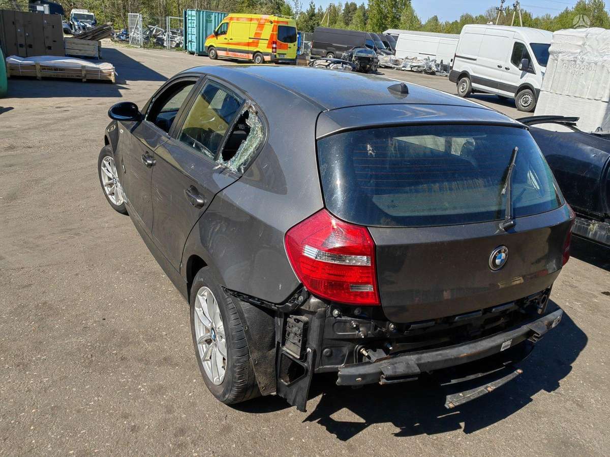 BMW 1 serija