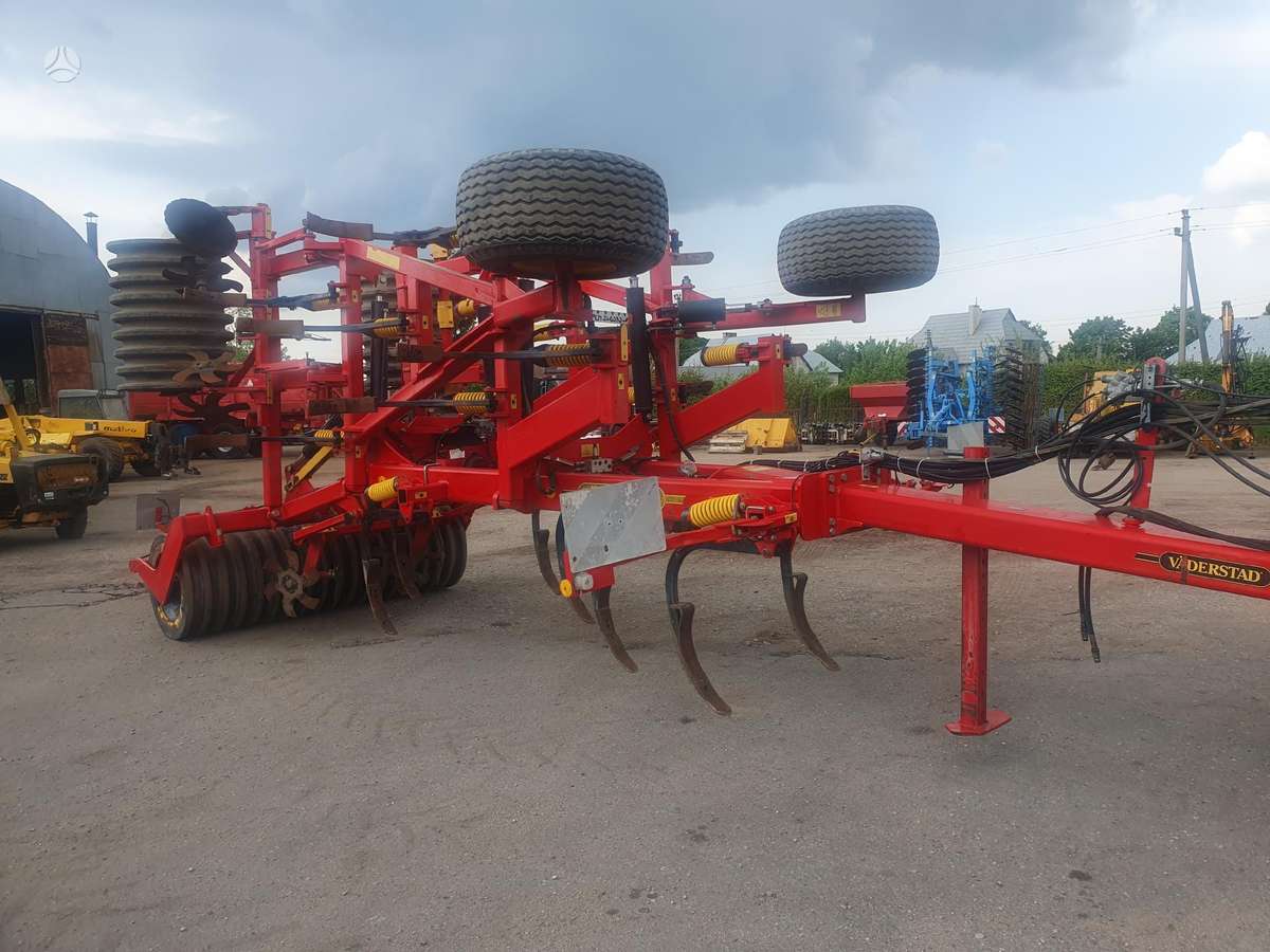 Vaderstad Cultus CS 420, scrapers, scrubbers