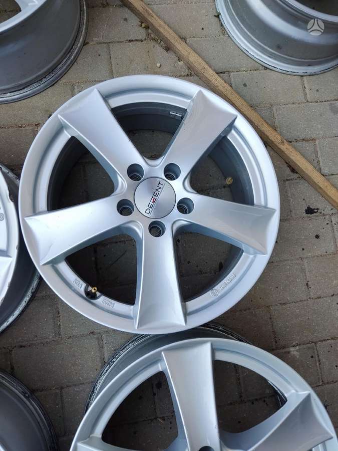 Dezent, light alloy, R17
