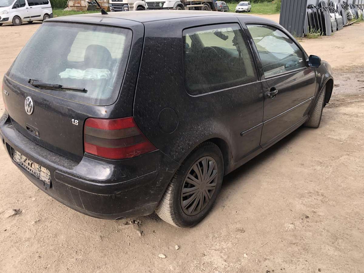 Volkswagen Golf Dalimis M A