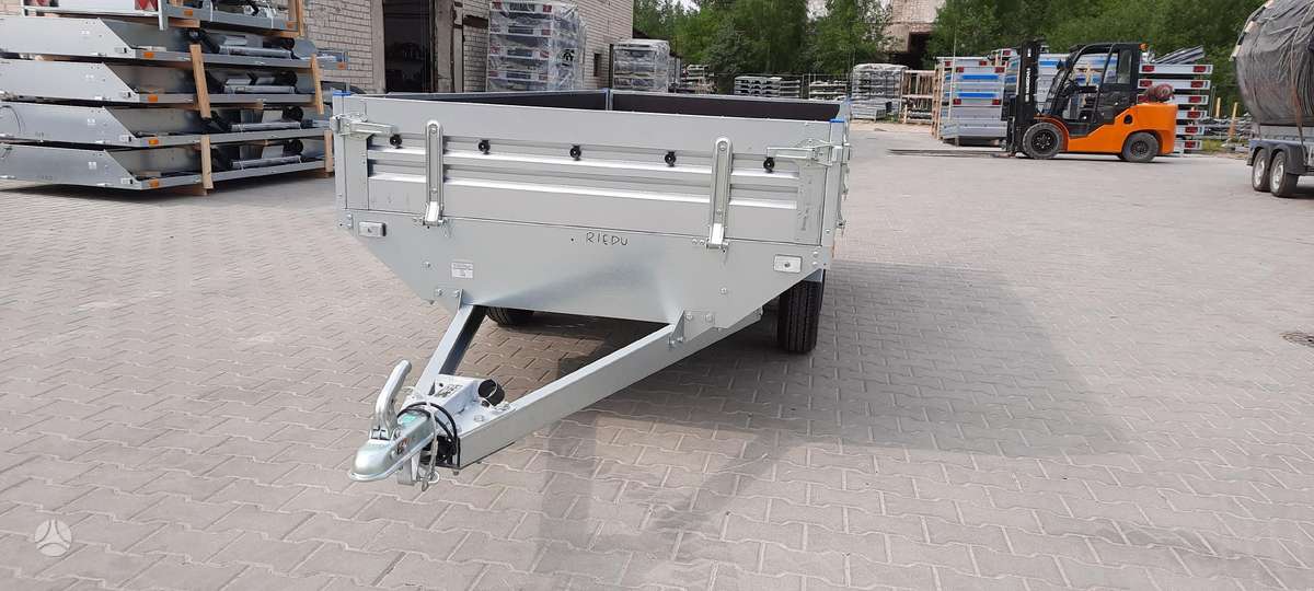 Faro MAGICUS 330, passenger car trailers